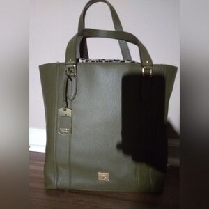 Ralph Lauren💚💚💚 Tote.💜🩵💙GREAT DEAL💜🩵💙* Priced To Sell*